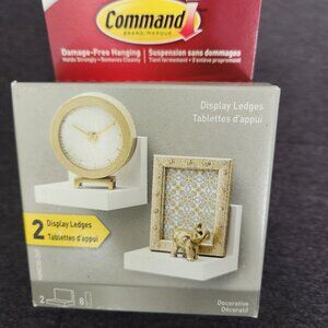 3M Command Display Ledges - New Sealed Box * Tablettes Command M – Neuf, scellé